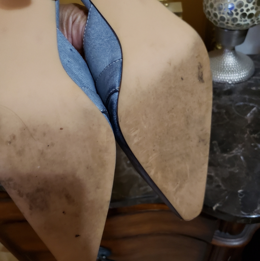 Heels - Picture 6 of 6